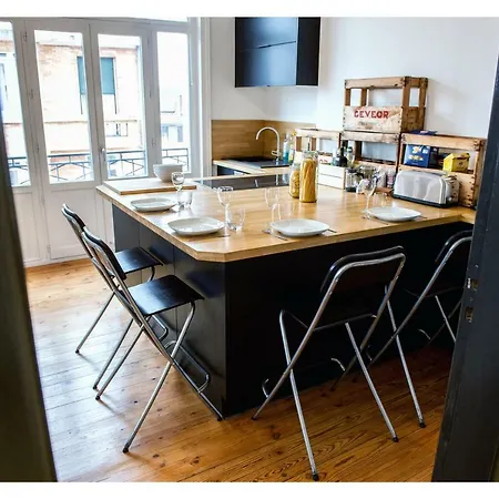 Grand 85m2 De Standing, Hyper Centre/gare Apartment Lille