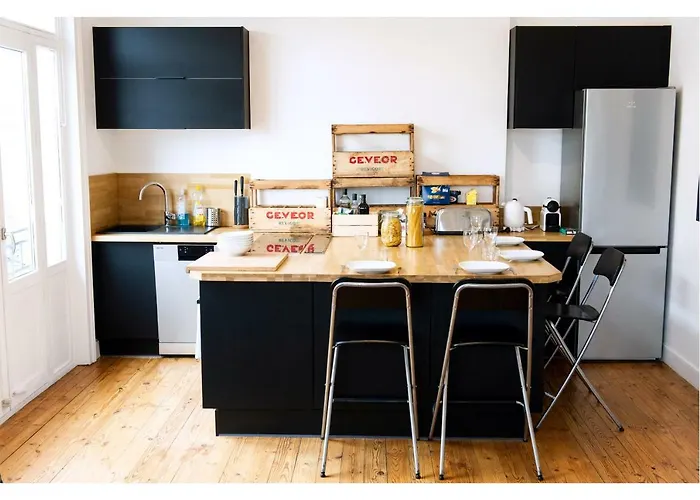 شقة Grand 85m2 De Standing, Hyper Centre/gare *