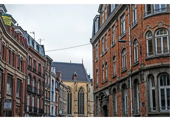 شقة Grand 85m2 De Standing, Hyper Centre/gare