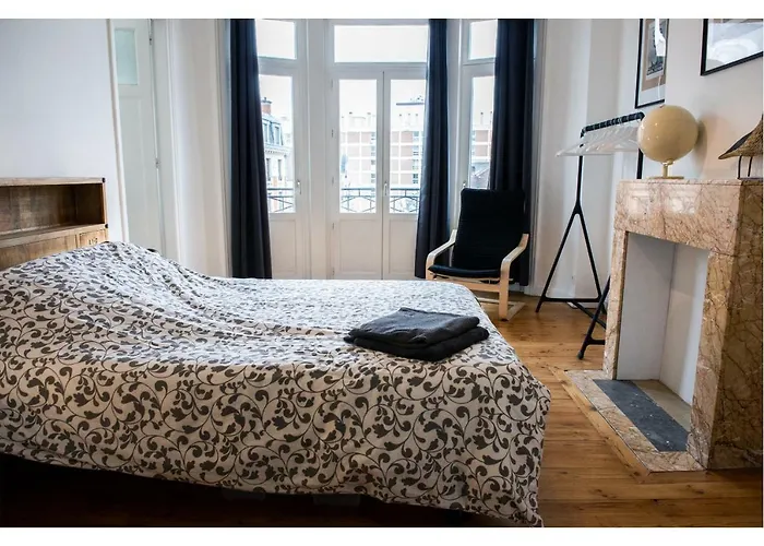 Grand 85m2 De Standing, Hyper Centre/gare شقة