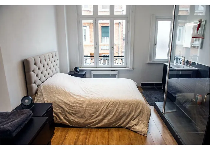 Grand 85m2 De Standing, Hyper Centre/gare شقة ليل